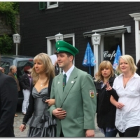 091_20100620_1780192706