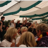 205_20100623_1532210267