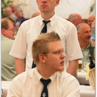 210_20100623_1786235371