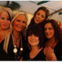 085_20100623_1808728571