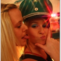 101_20100623_1946459657