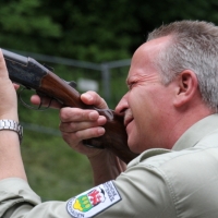 0586_20120610_1560346181