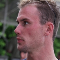 0632_20120610_2056963179