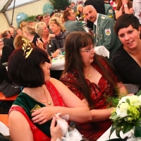 0823_20120619_1124375220