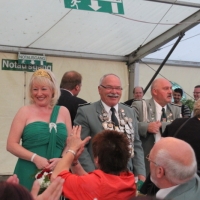 1758_20120620_1706003228