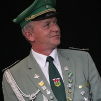 1798_20120620_1254948193