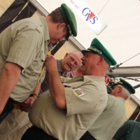 3051_20120621_1087838156