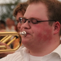 0747_20130618_1726558385