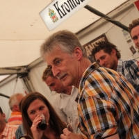 0768_20130618_1710340419